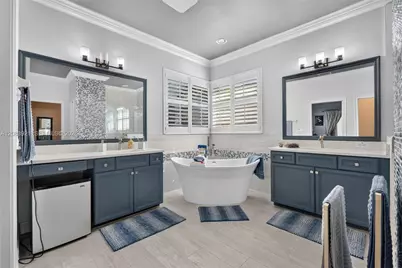 9970 Rookery Cir, Other City - In The State Of Florida, FL 33928 - Photo 35