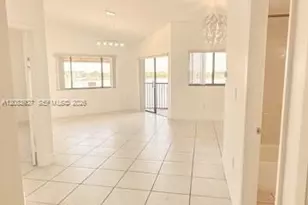 15545 N Miami Lakeway N, Miami Lakes, FL 33014 - Photo 11
