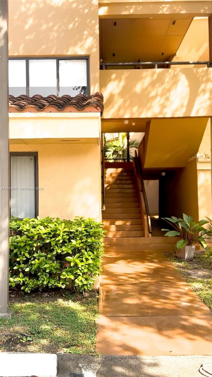 15545 N Miami Lakeway N #303 - 15545 N Miami Lakeway N #303, Miami Lakes, FL 33014 Luxury Property | Jose Angel Pina