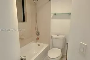 15545 N Miami Lakeway N, Miami Lakes, FL 33014 - Photo 5