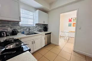 1032 Michigan Ave, Miami Beach, FL 33139 - Photo 11