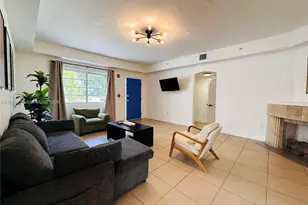 1032 Michigan Ave, Miami Beach, FL 33139 - Photo 7