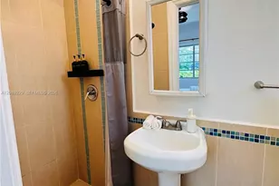 1032 Michigan Ave, Miami Beach, FL 33139 - Photo 37