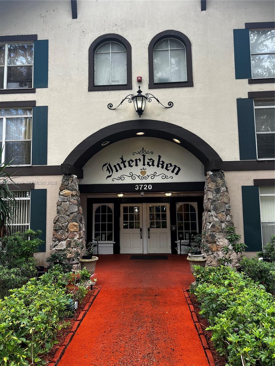 3720 Inverrary Dr #1W - 3720 Inverrary Dr #1W, Lauderhill, FL 33319 Luxury Property | Jose Angel Pina