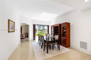18806 NW 23rd Pl, Pembroke Pines, FL 33029 - Photo 7