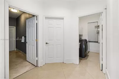 18806 NW 23rd Pl, Pembroke Pines, FL 33029 - Photo 9