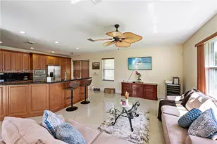 18806 NW 23rd Pl, Pembroke Pines, FL 33029 - Photo 15