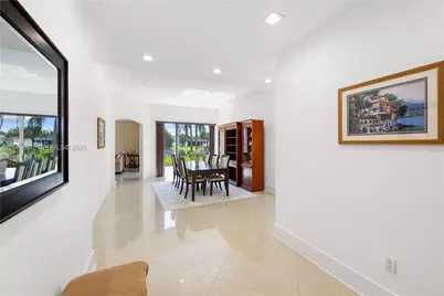 18806 NW 23rd Pl, Pembroke Pines, FL 33029 - Photo 5