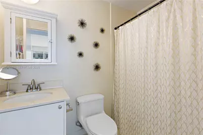 60 SW 13th St #1422, Miami, FL 33130 - Photo 15