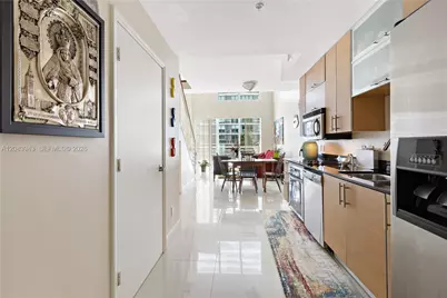 60 SW 13th St #1422, Miami, FL 33130 - Photo 5
