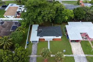 810 Wyoming Ave, Fort Lauderdale, FL 33312 - Photo 3