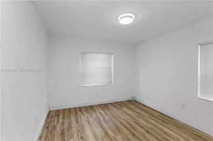 2530 SW 27th St, Miami, FL 33133 - Photo 29