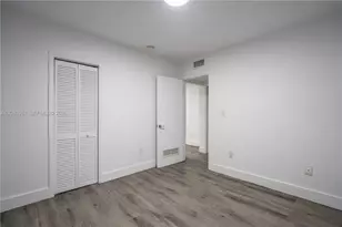 1950 NW 2nd Ct, Miami, FL 33136 - Photo 9