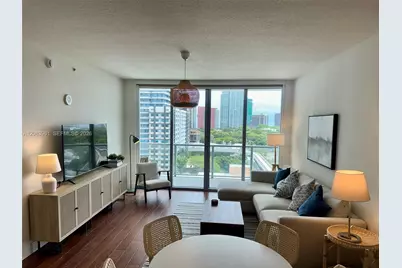 79 SW 12th St #1502, Miami, FL 33130 - Photo 1