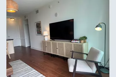 79 SW 12th St #1502, Miami, FL 33130 - Photo 9