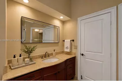 1266 NE 101st St, Miami Shores, FL 33138 - Photo 23