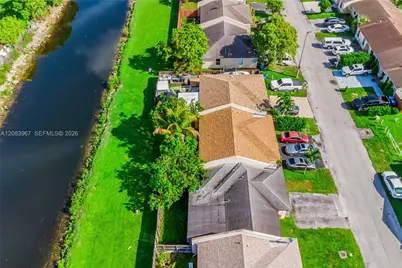20248 NW 27th Place, Miami Gardens, FL 33056 - Photo 3