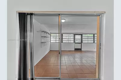 2408 N 35th Ave, Hollywood, FL 33021 - Photo 9