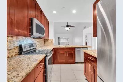 2408 N 35th Ave, Hollywood, FL 33021 - Photo 27
