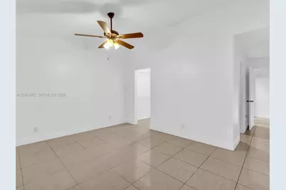 2408 N 35th Ave, Hollywood, FL 33021 - Photo 35