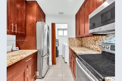 2408 N 35th Ave, Hollywood, FL 33021 - Photo 25