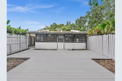 2408 N 35th Ave, Hollywood, FL 33021 - Photo 15