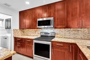 2408 N 35th Ave, Hollywood, FL 33021 - Photo 23