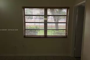 13701 Kendale Lakes Cir, Miami, FL 33183 - Photo 13