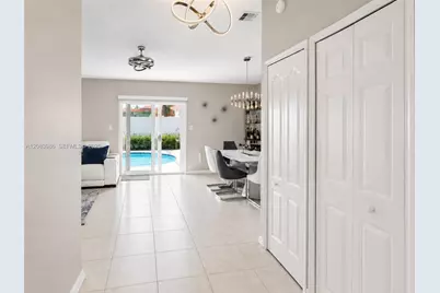 327 Marquee Dr, Kissimmee, FL 34758 - Photo 3