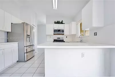 15421 SW 177th Ter, Miami, FL 33187 - Photo 19