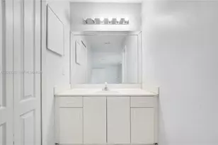 15421 SW 177th Terrace, Miami, FL 33187 - Photo 15