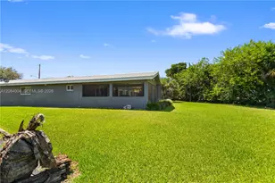 9299 NW 13th Ave, Miami, FL 33147 - Photo 27