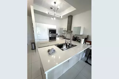 250 NE Sunny Isles Blvd #TH-407, Sunny Isles Beach, FL 33160 - Photo 5
