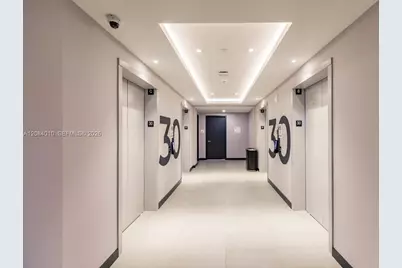 227 NE 2nd St #3001, Miami, FL 33132 - Photo 19