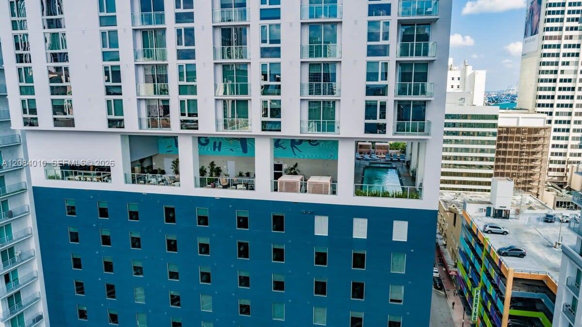 227 NE 2nd St #3001 - 227 NE 2nd St #3001, Miami, FL 33132 Luxury Property | Jose Angel Pina