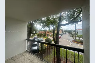 6272 NW 186th St #212, Hialeah, FL 33015 - Photo 21