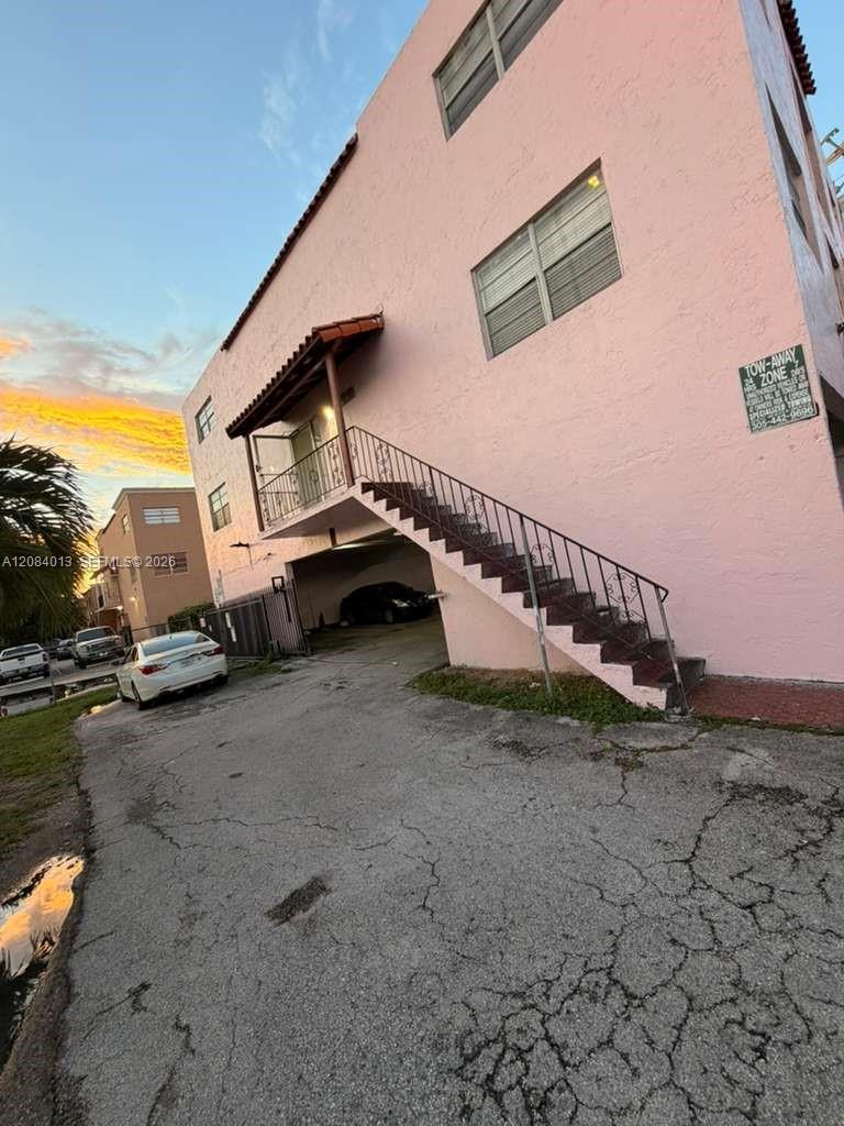 1255 W 53rd St #202 - 1255 W 53rd St #202, Hialeah, FL 33012 Luxury Property | Jose Angel Pina