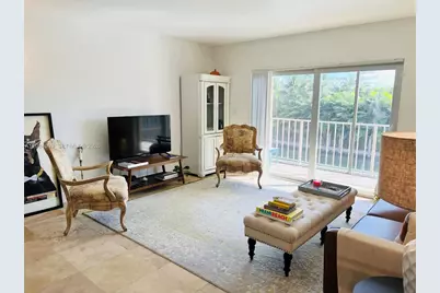 [Address not provided], North Miami, FL 33181 - Photo 5