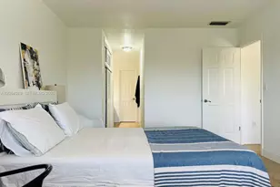 [Address not provided], North Miami, FL 33181 - Photo 13