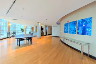253 NE 2nd St, Miami, FL 33132 - Photo 41