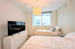 253 NE 2nd St, Miami, FL 33132 - Photo 21