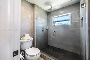 1301 Funston St, Hollywood, FL 33019 - Photo 15