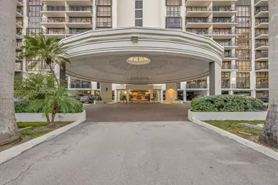 1450 Brickell Bay Dr #511, Miami, FL 33131 - Photo 1