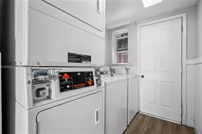125 Edgewater Dr #14, Coral Gables, FL 33133 - Photo 27