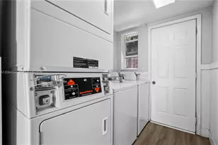 125 Edgewater Dr, Coral Gables, FL 33133 - Photo 27
