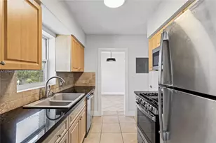 125 Edgewater Dr, Coral Gables, FL 33133 - Photo 11