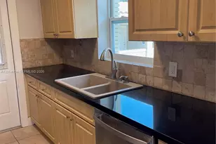 125 Edgewater Dr, Coral Gables, FL 33133 - Photo 11