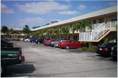 4071 N Dixie Hwy #11, Oakland Park, FL 33334 - Photo 5