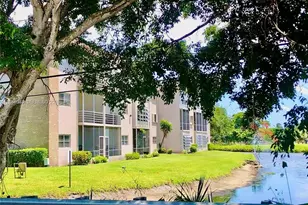 2431 SW 82nd Ave, Davie, FL 33324 - Photo 5