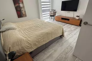 13499 Biscayne Blvd, North Miami, FL 33181 - Photo 17